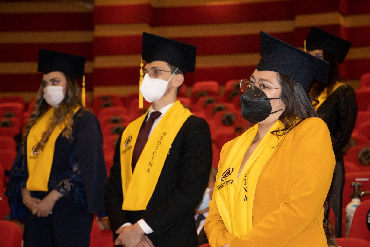 Ceremonia de Grados Medicina 2021 - 1 C